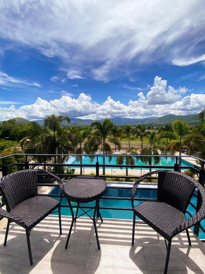 Casa De Espanola Hotel And Resort Aritao Exteriér fotografie